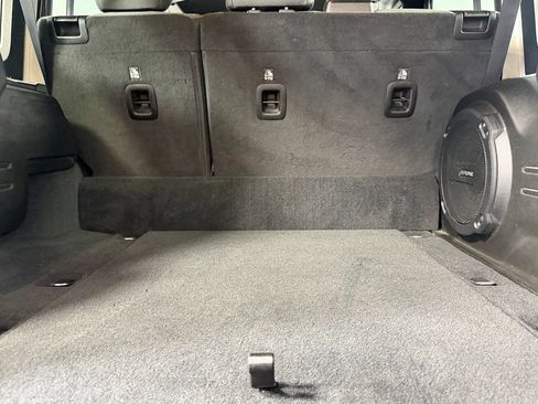 Used 2024 Jeep Wrangler Unlimited AWD/4WD image 25