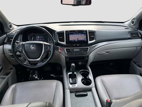 Used 2017 Honda Ridgeline RTL-T image 22