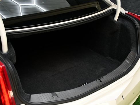 Used 2013 Cadillac XTS Premium w/ Driver Assist Package image 34