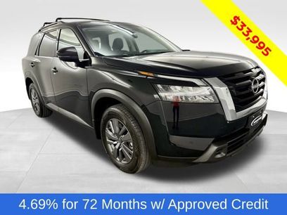 Used 2025 Nissan Pathfinder SV w/ SV Premium Package