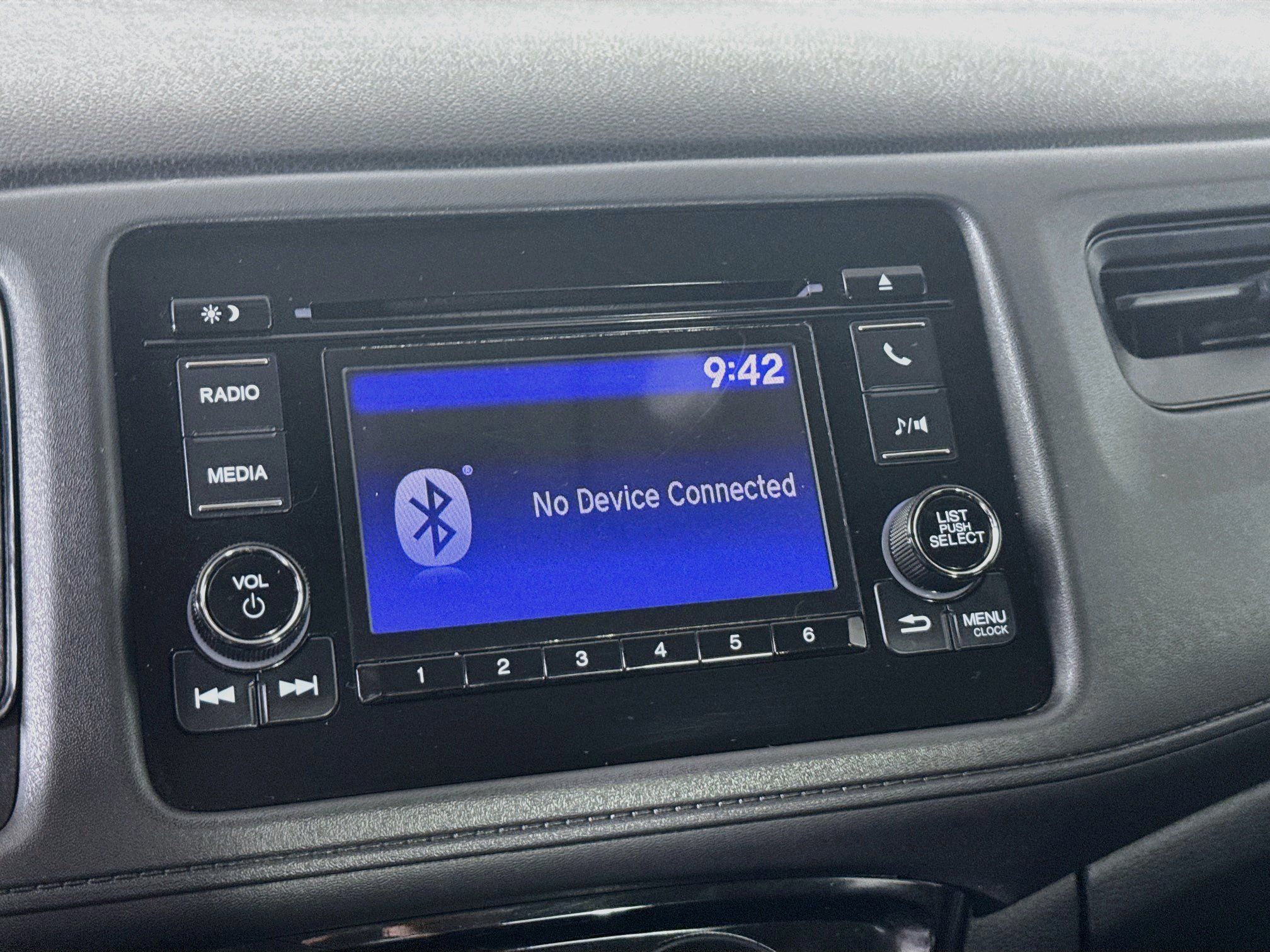 Used 2019 Honda HR-V LX image 16