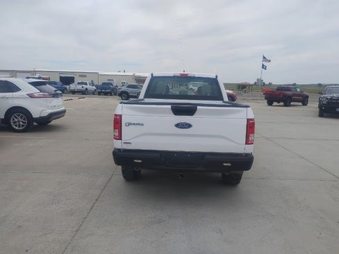 Used 2017 Ford F150 XL w/ Equipment Group 101A Mid AWD/4WD image 4