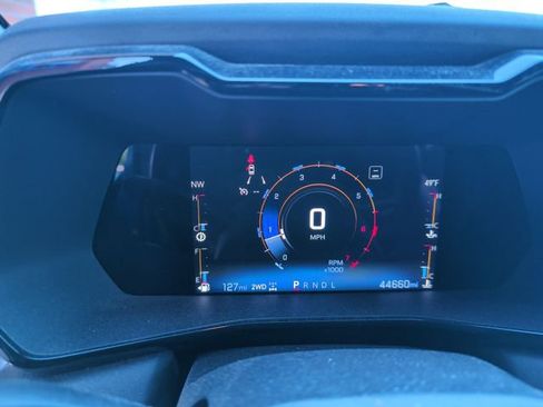 Used 2023 Chevrolet Colorado LT w/ LT Convenience Package II AWD/4WD image 16