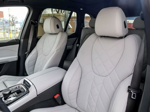 New 2026 BMW X5 xDrive50e w/ M Sport Package image 20