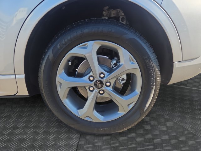 Used 2023 Ford Escape ST-Line w/ Tech Pack #1 FWD image 34