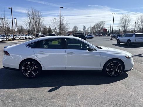 Used 2025 Honda Accord Sport image 8