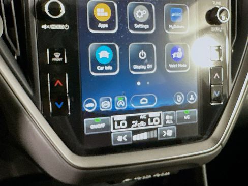 Used 2024 Subaru Crosstrek 2.0i Premium image 22