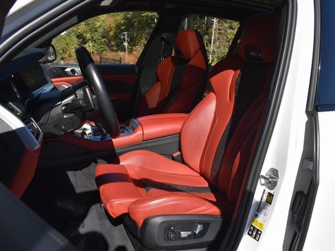 Used 2023 BMW X5 M w/ Competition Package image 28