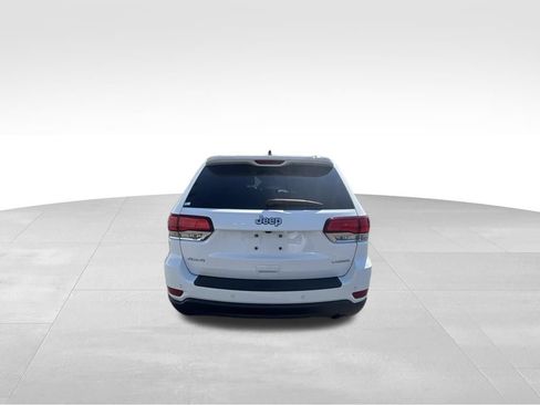 Used 2020 Jeep Grand Cherokee Laredo AWD/4WD image 5