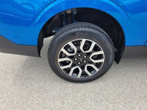 Certified 2022 Ford Maverick Lariat w/ Lariat Luxury Package FWD image 9