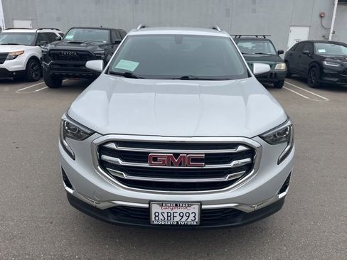 Used 2019 GMC Terrain SLT w/ Preferred Package image 2