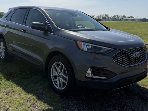 Used 2023 Ford Edge SEL w/ Convenience Package AWD/4WD image 1