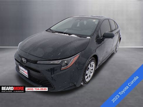 Used 2023 Toyota Corolla LE image 1