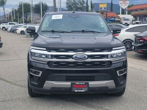 Used 2024 Ford Expedition Max Limited image 2