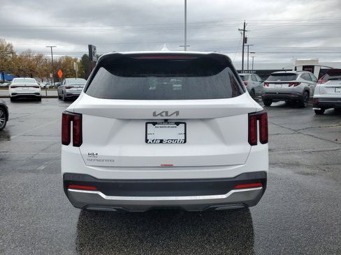 New 2026 Kia Sorento S image 5