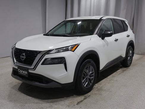Used 2022 Nissan Rogue S image 7