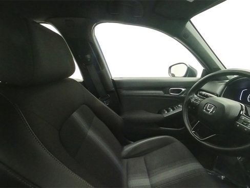 Used 2023 Honda Civic Sport image 32
