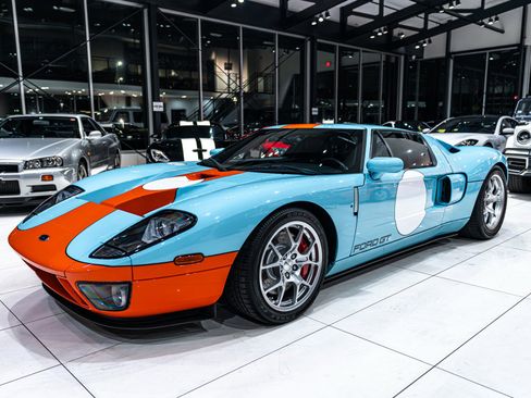 Used 2006 Ford GT image 33