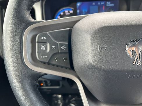 Used 2023 Ford Bronco Outer Banks image 17