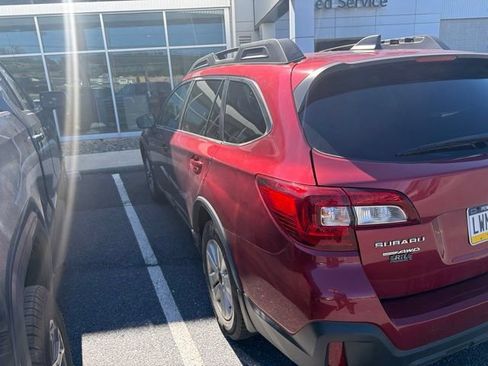Used 2018 Subaru Outback 2.5i Premium w/ Protection Package #1 AWD/4WD image 29