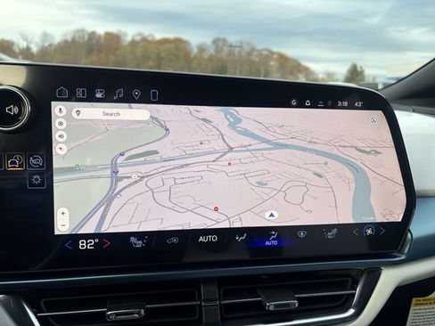 New 2026 Chevrolet Equinox EV LT w/ LPO, Blackout Package image 14