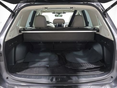 Used 2023 Subaru Forester Limited w/ Popular Package #3 AWD/4WD image 4