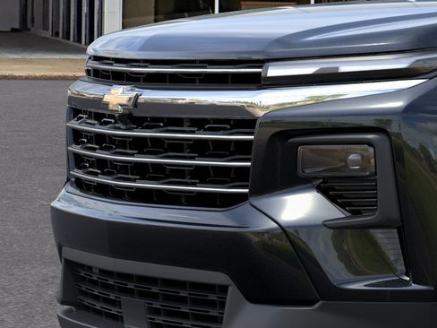 New 2026 Chevrolet Traverse LT w/ Sun and Wheel Package FWD image 13
