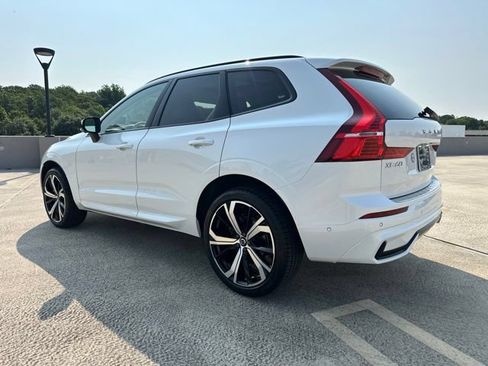 Certified 2025 Volvo XC60 B5 Ultra w/ Protection Package Premier AWD/4WD image 5