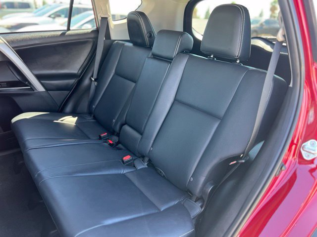 Used 2018 Toyota RAV4 Limited w/ Advanced Technology Package FWD image 14