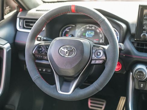 Used 2021 Toyota RAV4 SE w/ Weather & Moonroof Package image 14