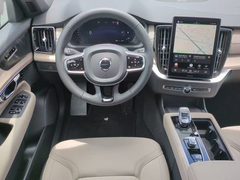 New 2026 Volvo XC90 B6 Plus w/ Protection Package Premier AWD/4WD image 14