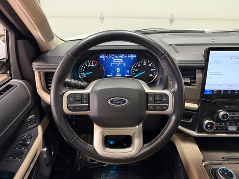 Certified 2024 Ford Expedition Limited image 14