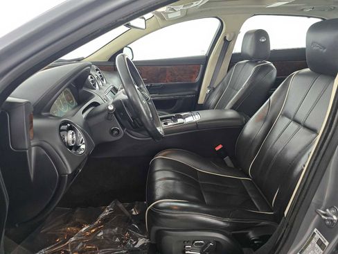 Used 2015 Jaguar XJ L Portfolio image 41