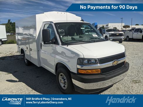 New 2025 Chevrolet Express 3500 w/ Power Convenience Package RWD image 1