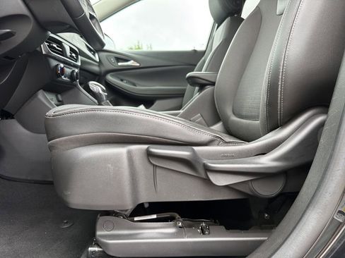 Used 2024 Buick Encore GX Preferred FWD image 21