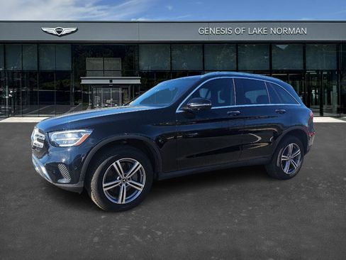 Used 2022 Mercedes-Benz GLC 300 image 1