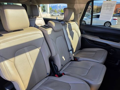Used 2024 Ford Expedition Max Limited AWD/4WD image 19