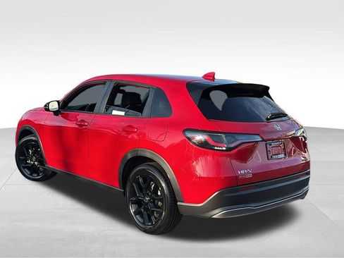 Used 2023 Honda HR-V Sport image 5