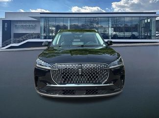 New 2026 Lincoln Aviator Reserve w/ Luxury Package RWD video 2