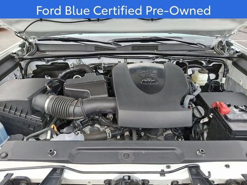 Used 2022 Toyota Tacoma TRD Sport image 28