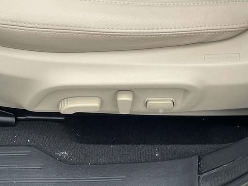 Used 2016 Subaru Legacy 3.6R Limited image 14