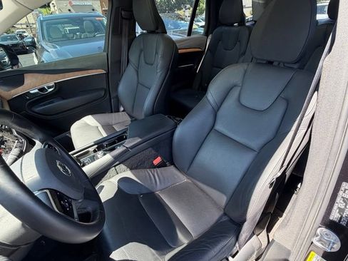 Certified 2024 Volvo XC90 T8 Plus w/ Protection Package Premier AWD/4WD image 8
