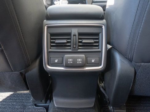 Used 2023 Subaru Forester Touring image 19