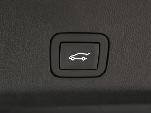 New 2026 GMC Yukon XL Denali Ultimate AWD/4WD image 19