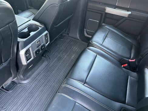 Used 2020 Ford F350 Lariat w/ Lariat Ultimate Package AWD/4WD image 16