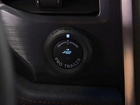 Used 2025 Ford F150 Lightning Lariat AWD/4WD image 23