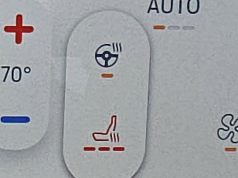 Used 2021 Ford Edge ST-Line image 16