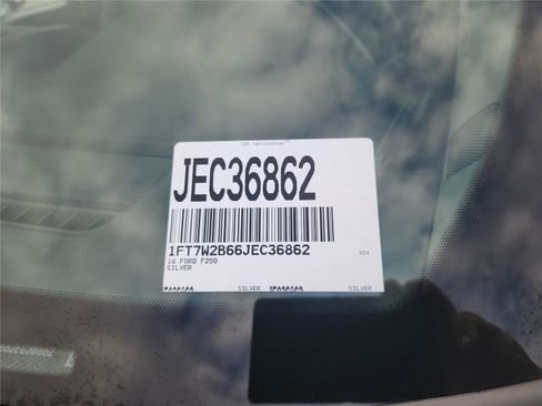 Used 2018 Ford F250 Lariat w/ Lariat Value Package image 11