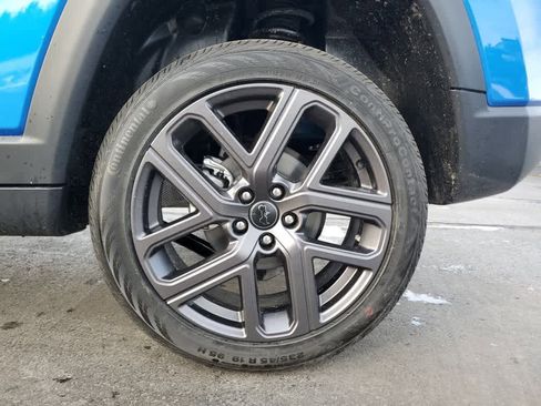 New 2026 Jeep Compass Limited image 9