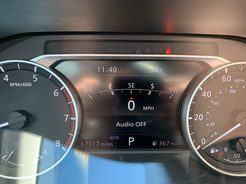 Used 2021 Nissan Rogue SL w/ Premium Package image 8